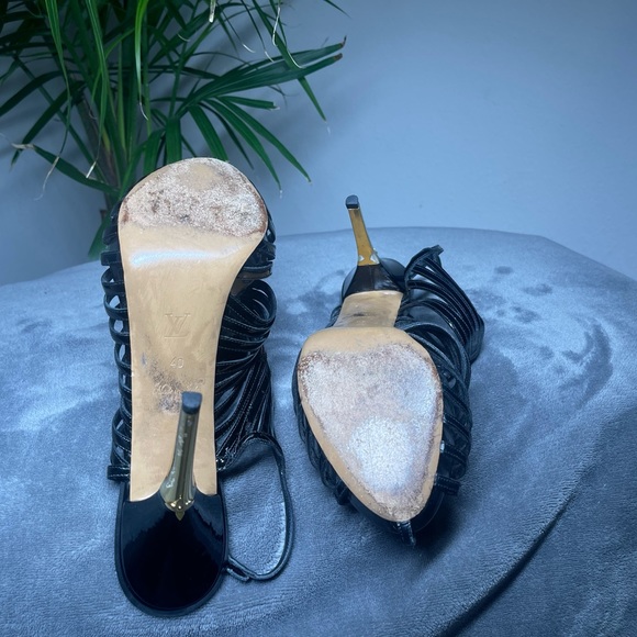 Louis Vitton Black Leather Strappy Slingback heels size 40 - Picture 4 of 6